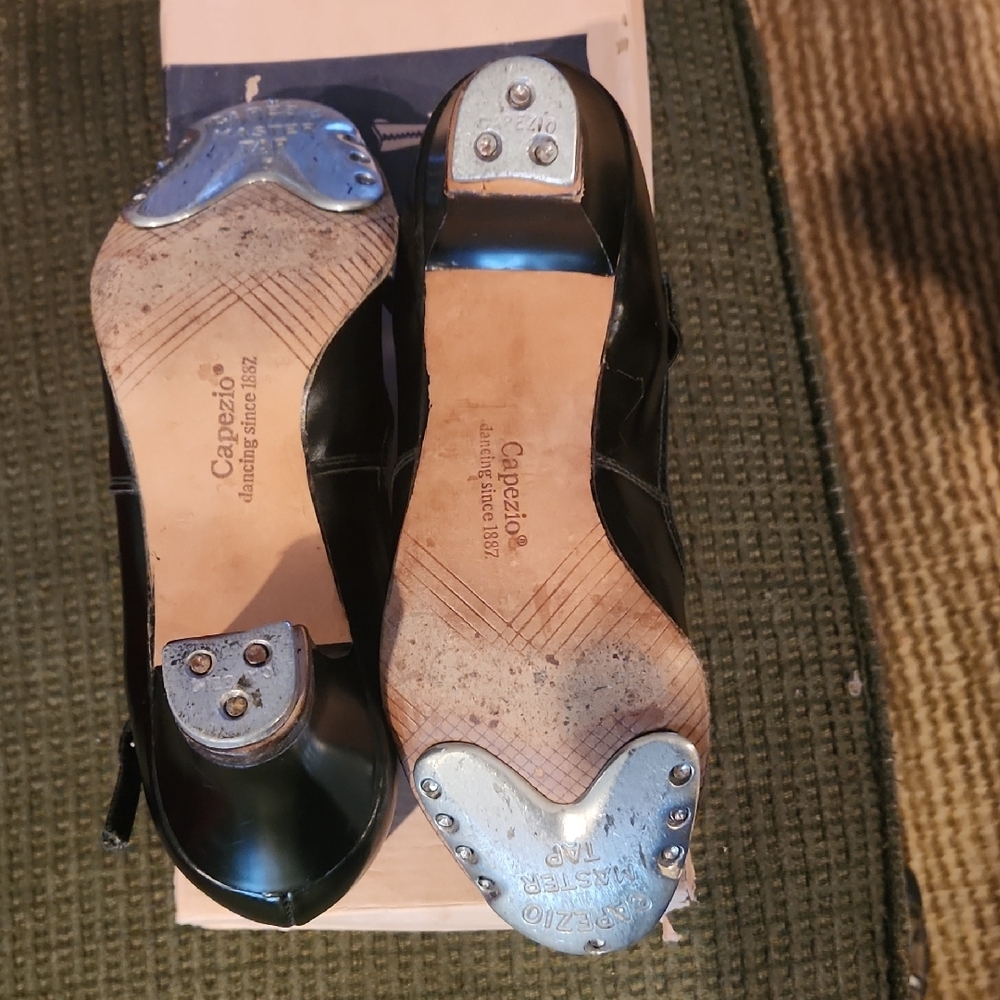 Capezio black Master Tap Shoes Women's Size 7M - Picture 6 of 7
